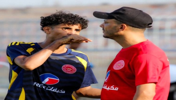 التلال يتحدى الأزمات ويستعد لمواجهة الجزيرة في بطولة كأس الوفاء التلال يتحدى الأزمات ويستعد لمواجهة الجزيرة في بطولة كأس الوفاء