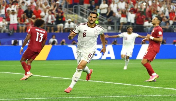 انتهى حلم رونالدو إسبانيا تطيح بالبرتغال خارج المونديال انتهى حلم رونالدو إسبانيا تطيح بالبرتغال خارج المونديال