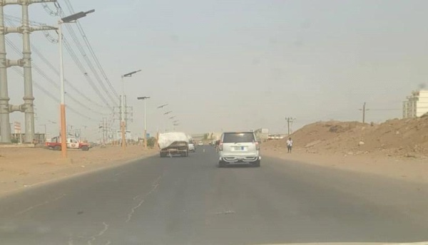 الان انتشار أمني مكثف على مداخل العاصمة عدن الان انتشار أمني مكثف على مداخل العاصمة عدن