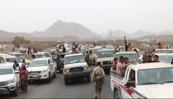 قبائل ردفان تتجه إلى العند لتوحيد الموقف الرافض لإدراج مدانين بالاغتيالات في صفقة تبادل الأسرى