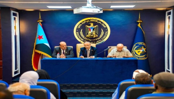 قيادات جنوبية تبحث توحيد الصف وتعزيز مسار الحوار لمواجهة تحديات المرحلة قيادات جنوبية تبحث توحيد الصف وتعزيز مسار الحوار لمواجهة تحديات المرحلة