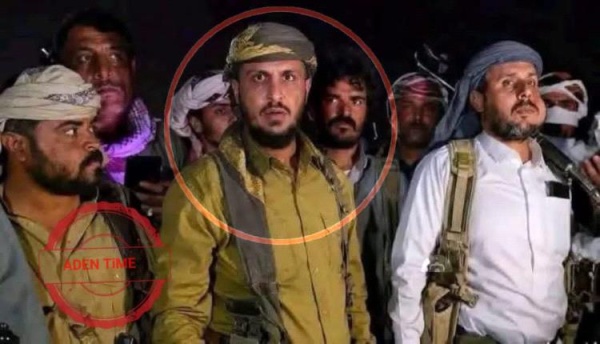 مقتل نجل شيخ يافعي وإصابة حارسه في محاولة اغتيال فاشلة بمنطقة العبر في حضرموت مقتل نجل شيخ يافعي وإصابة حارسه في محاولة اغتيال فاشلة بمنطقة العبر في حضرموت