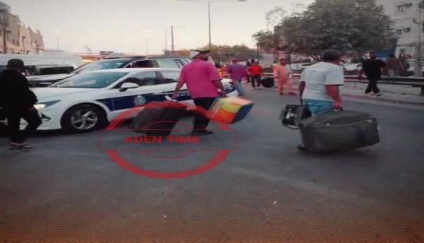 بعد قصف محطات الطاقة وتحلية المياه من قبل ايران نزوح كويتيين الى بلدان مجاورة بعد قصف محطات الطاقة وتحلية المياه من قبل ايران نزوح كويتيين الى بلدان مجاورة