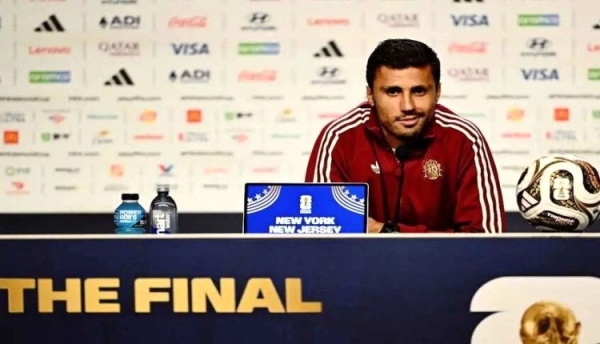 رودري قبل نهائي المونديال الأرجنتين ليست ميسي فقط وقادرون على الفوز بكأس العالم رودري قبل نهائي المونديال الأرجنتين ليست ميسي فقط وقادرون على الفوز بكأس العالم