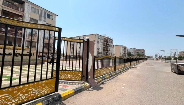 الشيخ عثمان السلطة المحلية تنهي أعمال تأهيل وسياج ممشى حي عمر المختار الشيخ عثمان السلطة المحلية تنهي أعمال تأهيل وسياج ممشى حي عمر المختار