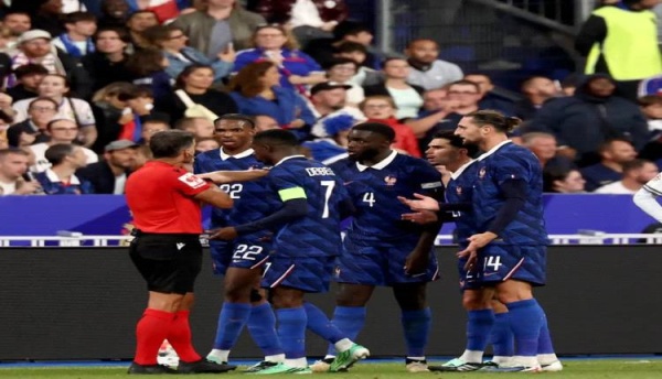 بعد مبابي وكوناتي لاعب جديد يغادر معسكر فرنسا بعد مبابي وكوناتي لاعب جديد يغادر معسكر فرنسا