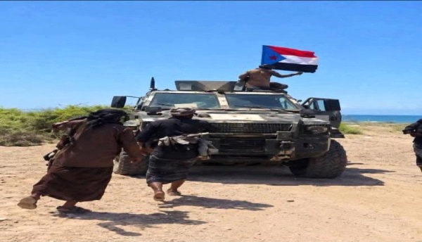لا تسرقوا الانتصار مطالب برفع علم الجنوب في باب المندب وميون والمخا