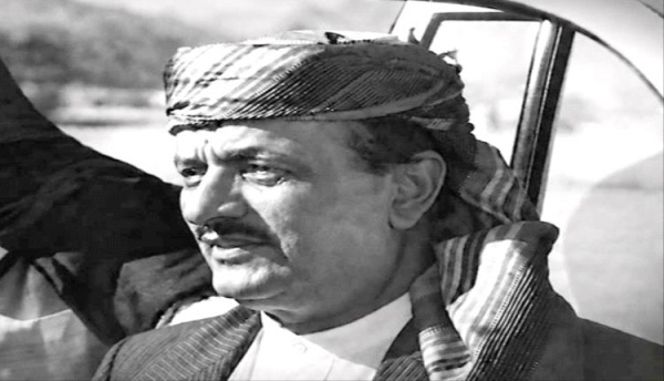 محمد بن فريد العولقي صمت الحكيم ووطن تنهشه الضواري محمد بن فريد العولقي صمت الحكيم ووطن تنهشه الضواري