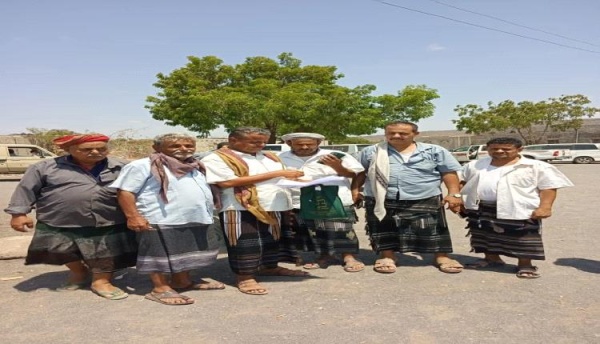 تسليم مواقع مشاريع خدمية للمقاولين في مديرية الملاح بلحج تسليم مواقع مشاريع خدمية للمقاولين في مديرية الملاح بلحج