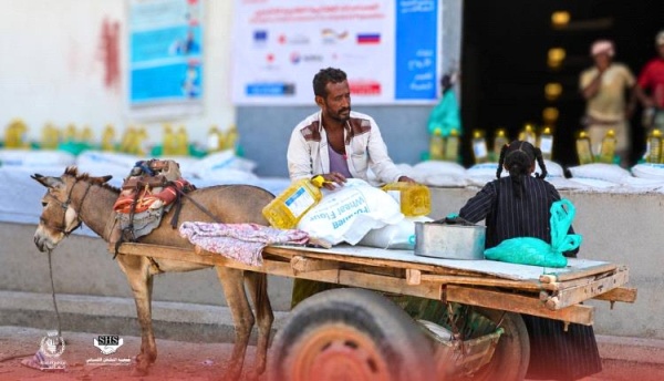 التكافل الإنساني تستجيب لاحتياجات أكثر من 700 أسرة نازحة حديثا في أبين التكافل الإنساني تستجيب لاحتياجات أكثر من 700 أسرة نازحة حديثا في أبين