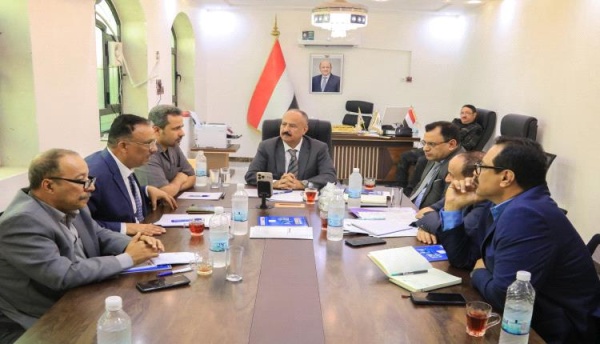 قرارات جديدة لتنظيم المنافذ البحرية ومكافحة التهريب في أربع محافظات قرارات جديدة لتنظيم المنافذ البحرية ومكافحة التهريب في أربع محافظات