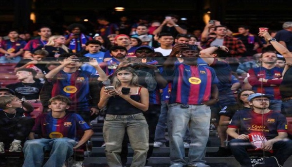 الكلاسيكو تحت تهديد الإضراب وبرشلونة يستعين بنموذج ريال مدريد لإنقاذ الموقف الكلاسيكو تحت تهديد الإضراب وبرشلونة يستعين بنموذج ريال مدريد لإنقاذ الموقف