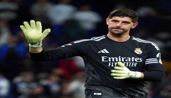 ريال مدريد يعلن غياب كورتوا عن الكلاسيكو ريال مدريد يعلن غياب كورتوا عن الكلاسيكو