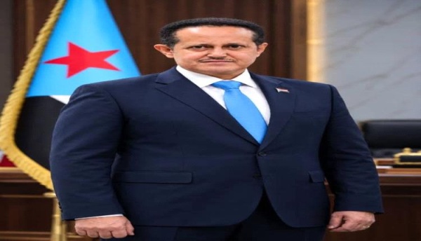 ردا على إقصاءه من منصبه في السلطة المحلية وضاح الحالمي عهدنا لا يتغي ر ووفاؤنا لا يتبد ل