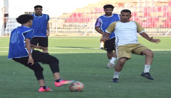 الإعلام الرياضي يهزم الحكام وينال كأس الوفاء للفقيدين علي شاهر وسيف غالب الإعلام الرياضي يهزم الحكام وينال كأس الوفاء للفقيدين علي شاهر وسيف غالب