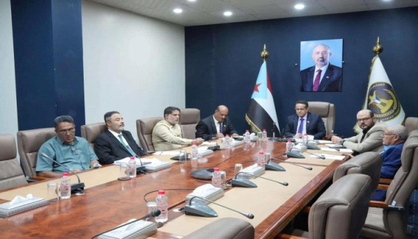 الحالمي يبحث مع رؤساء هيئات الانتقالي بالمحافظات تطورات المشهد الأمني والعسكري وتعزيز جبهات الجنوب