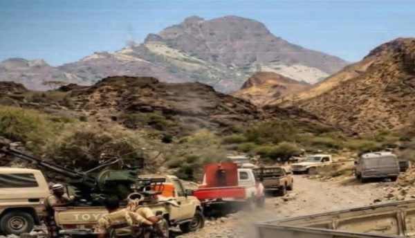 القوات الجنوبية والقبائل تسيطر على جبل البازلة في الجبهة الحدودية بين لحج وتعز القوات الجنوبية والقبائل تسيطر على جبل البازلة في الجبهة الحدودية بين لحج وتعز