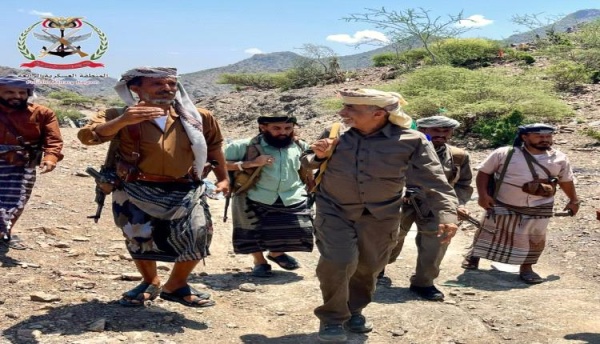 الصبيحي وشكري يتفقدان جبهات الصبيحة ويؤكدان الجاهزية لمواجهة مليشيا الحوثي