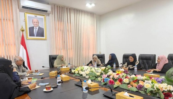 وزيرة الدولة لشؤون المرأة تبحث مع جنوبيات من أجل السلام تمكين المرأة في مواقع القرار وزيرة الدولة لشؤون المرأة تبحث مع جنوبيات من أجل السلام تمكين المرأة في مواقع القرار