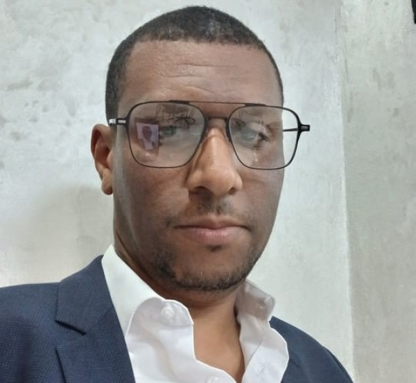 عزوف الشباب عن الأحزاب و الانتخابات من الواقع الافتراضي إلى تفعيل الانخراط بالمؤسسات السياسية المسؤولة عزوف الشباب عن الأحزاب و الانتخابات من الواقع الافتراضي إلى تفعيل الانخراط بالمؤسسات السياسية المسؤولة