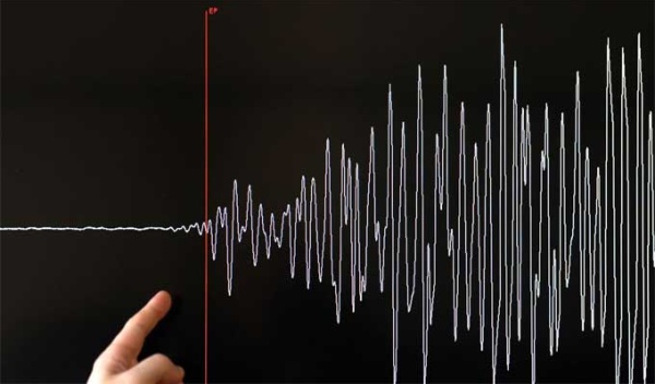 زلزالان عنيفان يضربان فنزويلا ويسف ران عن قتلى وجرحى ودمار واسع