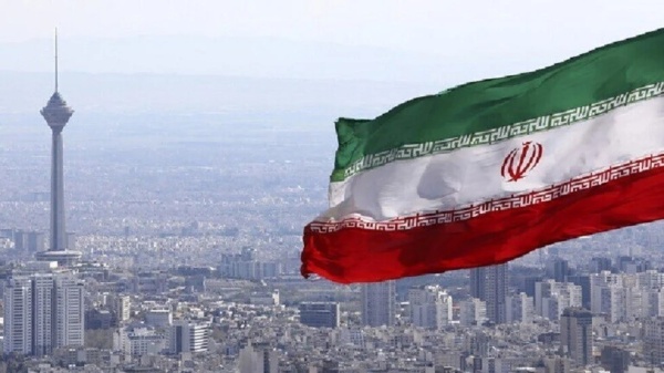 تصريح وزير الخارجية الإيراني يستقبل نظيره العماني في طهران لاستكمال المباحثات حول الملاحة في مضيق هرمز