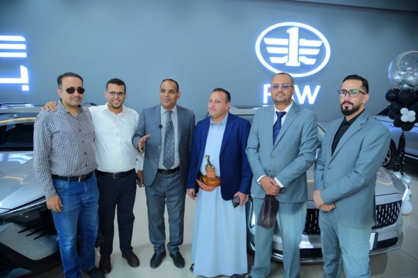 معرض ueaco يواصل استقبال الزوار في ثاني أيام افتتاحه بصنعاء