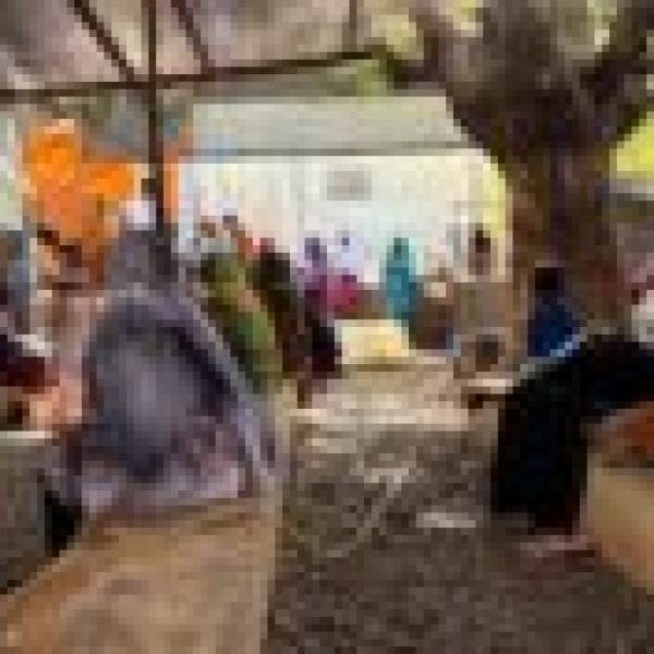 مقتل وإصابة لاجئين إثيوبيين داخل السودان جراء المعارك في تقراي مقتل وإصابة لاجئين إثيوبيين داخل السودان جراء المعارك في تقراي