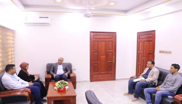 وزير التربية العبادي نرحب بجميع الجهات الداعمة للقطاع التربوي لانتشال الوضع التعليمي في بلادنا نحو الأفضل وزير التربية العبادي نرحب بجميع الجهات الداعمة للقطاع التربوي لانتشال الوضع التعليمي في بلادنا نحو الأفضل