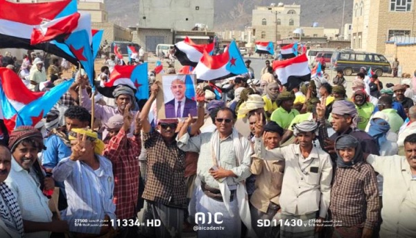 بالصور مسيرة جماهيرية حاشدة في سقطرى تدش ن برنامج التصعيد الشعبي استجابة لدعوة المجلس الانتقالي الجنوبي بالصور مسيرة جماهيرية حاشدة في سقطرى تدش ن برنامج التصعيد الشعبي استجابة لدعوة المجلس الانتقالي الجنوبي
