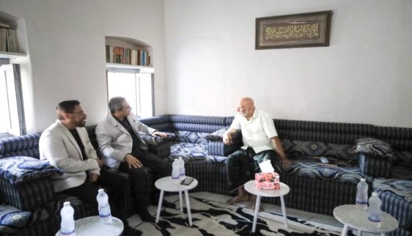 تكريم عددا من رواد الأدب والفن والثقافة في المكلا