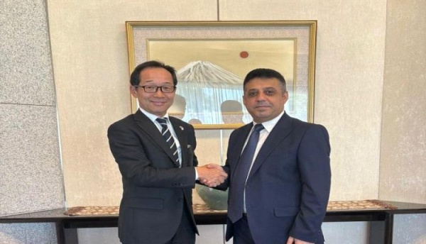 وزير الدولة يبحث مع السفير الياباني الأوضاع الإنسانية في اليمن وزير الدولة يبحث مع السفير الياباني الأوضاع الإنسانية في اليمن