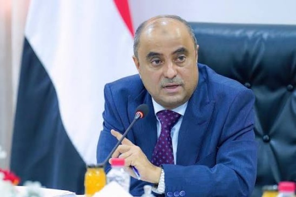 السفير اليمني لدى السعودية بدعم الرياض نتجه نحو استعادة الدولة وإنهاء الانقلاب السفير اليمني لدى السعودية بدعم الرياض نتجه نحو استعادة الدولة وإنهاء الانقلاب
