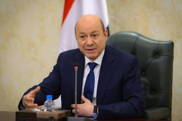 العليمي يشيد بموقف مصر الداعم للسعودية ويؤكد أهمية التنسيق العربي لاستعادة الدولة اليمنية