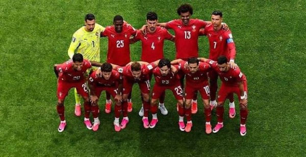 عاجل مينديش يسجل الهدف الثاني للبرتغال