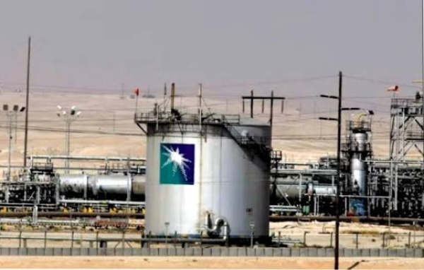 انسداد الشرايين البرية أنبوب شرق غرب يفشل في فك الحصار النفطي السعودي