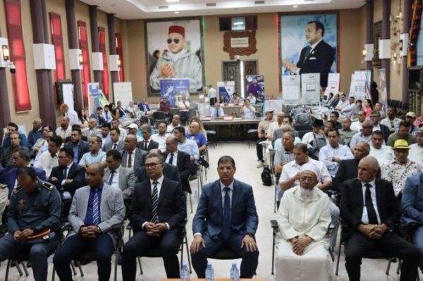 عامل تارودانت يدعو إلى تعزيز انخراط مغاربة العالم في تحقيق التنمية بالإقليم عامل تارودانت يدعو إلى تعزيز انخراط مغاربة العالم في تحقيق التنمية بالإقليم