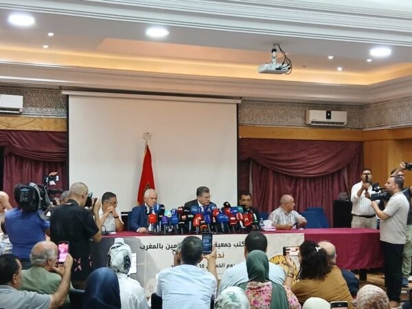 جمعية هيئات المحامين تجتمع الأحد لحسم خطوتها المقبلة والزياني لا يستبعد استمرار تعليق الخدمات جمعية هيئات المحامين تجتمع الأحد لحسم خطوتها المقبلة والزياني لا يستبعد استمرار تعليق الخدمات
