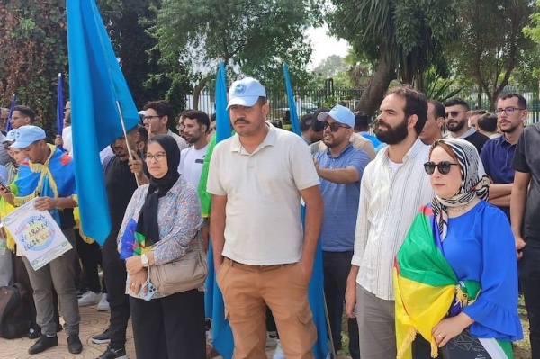 أساتذة الأمازيغية يحتجون من أجل العدالة اللغوية وتسريع تعميم التدريس