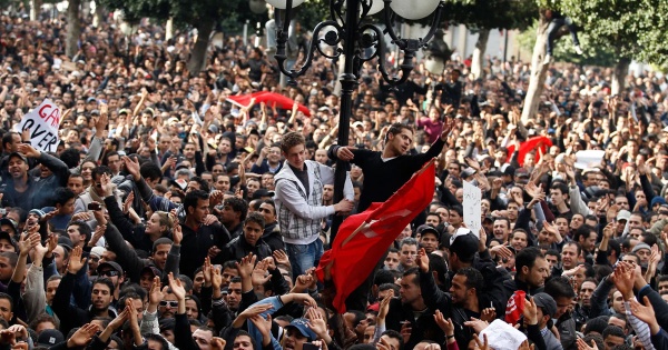 حول فشل الثورة التونسية