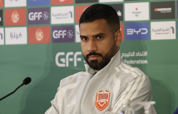 سيد ضياء سعيد نسعى لبداية قوية في المواجهة الصعبة أمام المنتخب القطري سيد ضياء سعيد نسعى لبداية قوية في المواجهة الصعبة أمام المنتخب القطري