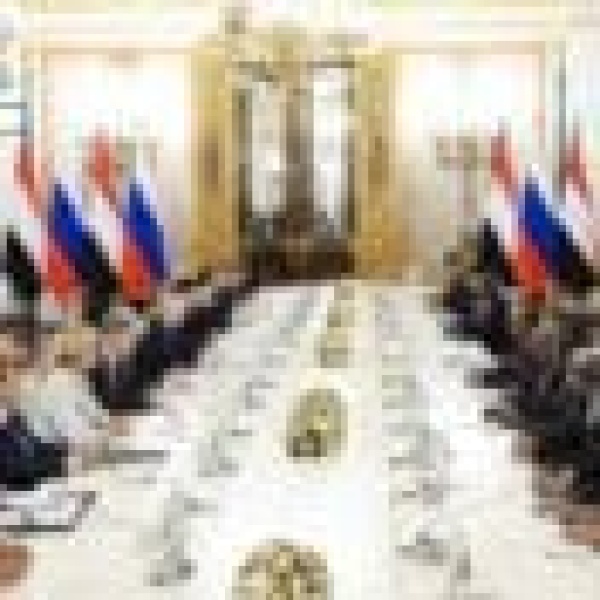 البرهان لبوتين مستعدون لمنح روسيا منطقة اقتصادية بالبحر الأحمر ومواقع للتعدين البرهان لبوتين مستعدون لمنح روسيا منطقة اقتصادية بالبحر الأحمر ومواقع للتعدين