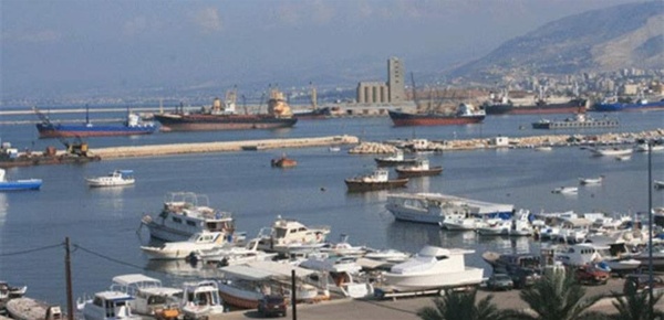 مع رسو ثالث سفينة عملاقة مرفأ طرابلس ي عز ز موقعه على خريطة الملاحة العالمية مع رسو ثالث سفينة عملاقة مرفأ طرابلس ي عز ز موقعه على خريطة الملاحة العالمية