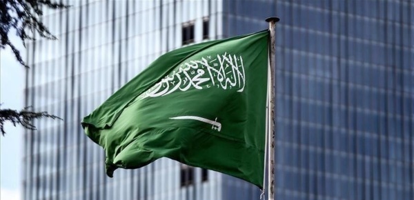 بسبب إيبولا الرياض توقف السفر إلى ثلاث دول إفريقية