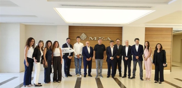 وفد من شركة ipt زار مقر الميدل ايست والتقى الحوت وفد من شركة ipt زار مقر الميدل ايست والتقى الحوت
