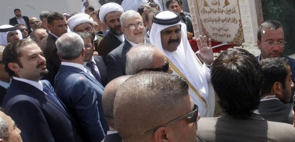 زار الضاحية وبنت جبيل صور تاريخية للأمير الراحل حمد بن خليفة في لبنان زار الضاحية وبنت جبيل صور تاريخية للأمير الراحل حمد بن خليفة في لبنان
