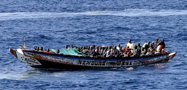 البحث جار عن 122 مفقودا من زورق كان على وشك الغرق في موريتانيا البحث جار عن 122 مفقودا من زورق كان على وشك الغرق في موريتانيا