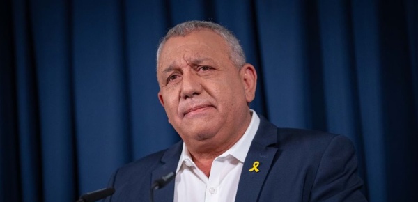 يعيش حالة ذعر آيزنكوت يفتح النار على نتنياهو يعيش حالة ذعر آيزنكوت يفتح النار على نتنياهو