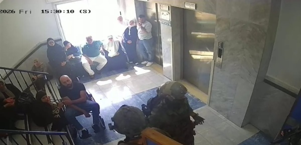 بالصور اقتحام إسرائيلي لمستشفى نابلس اعتقالات واعتداء على الأطباء والممرضين بالصور اقتحام إسرائيلي لمستشفى نابلس اعتقالات واعتداء على الأطباء والممرضين