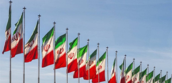 إيران نبحث مع ع مان مسار ا جديد ا للعبور في مضيق هرمز إيران نبحث مع ع مان مسار ا جديد ا للعبور في مضيق هرمز